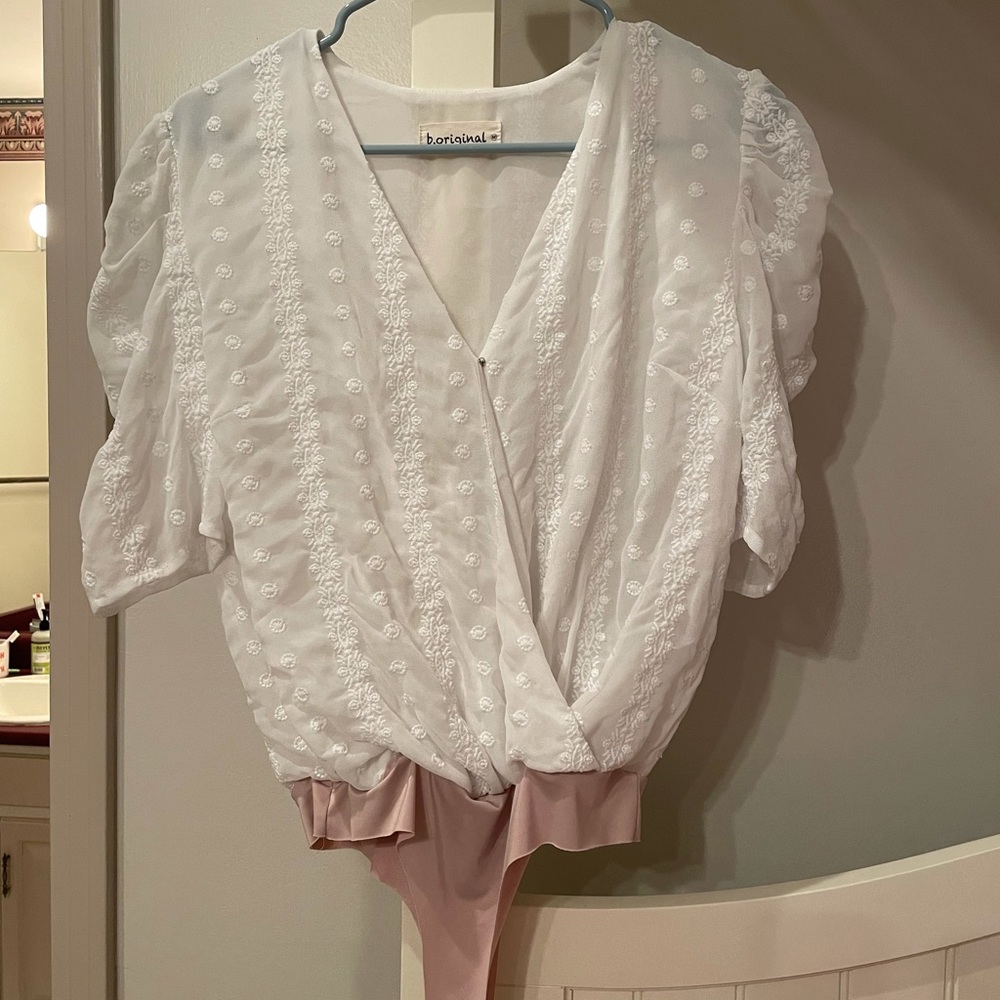 White body suit size medium, gently worn